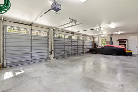$2,500,000 | 4335 7th Avenue Southwest, Naples, FL 34119