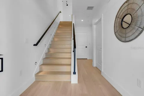 $1,095,000 | 1010 East Robinson Street, Orlando, FL 32801