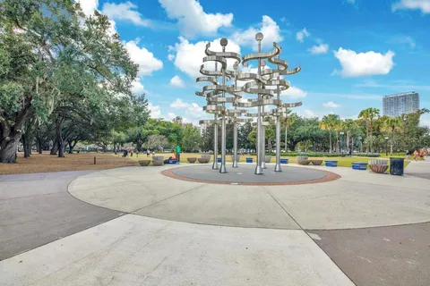 $1,095,000 | 1010 East Robinson Street, Orlando, FL 32801
