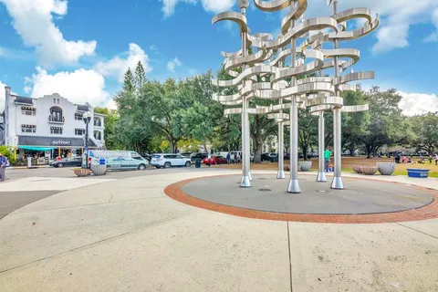 $1,095,000 | 1010 East Robinson Street, Orlando, FL 32801