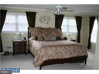 77 Whitehall Road Hamilton, NJ 08690 - Photo 7 of 12 Bedroom - Main
