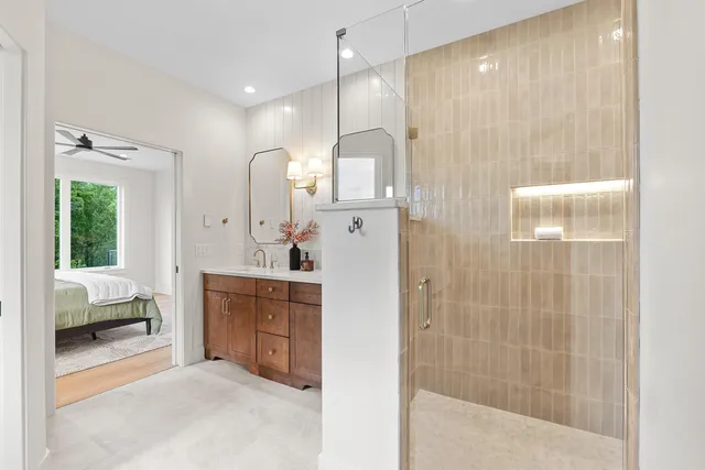 $944,900 | 1385 Eastwind Lane, Fond du Lac, WI 54937