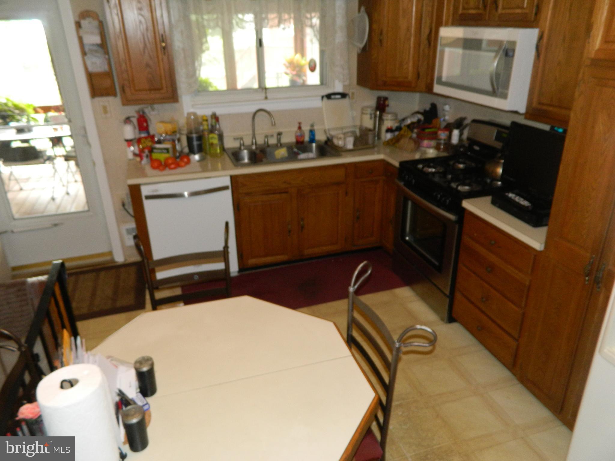 8415 Avery Road Baltimore, MD 21237 - Photo 13 of 26 Kitchen