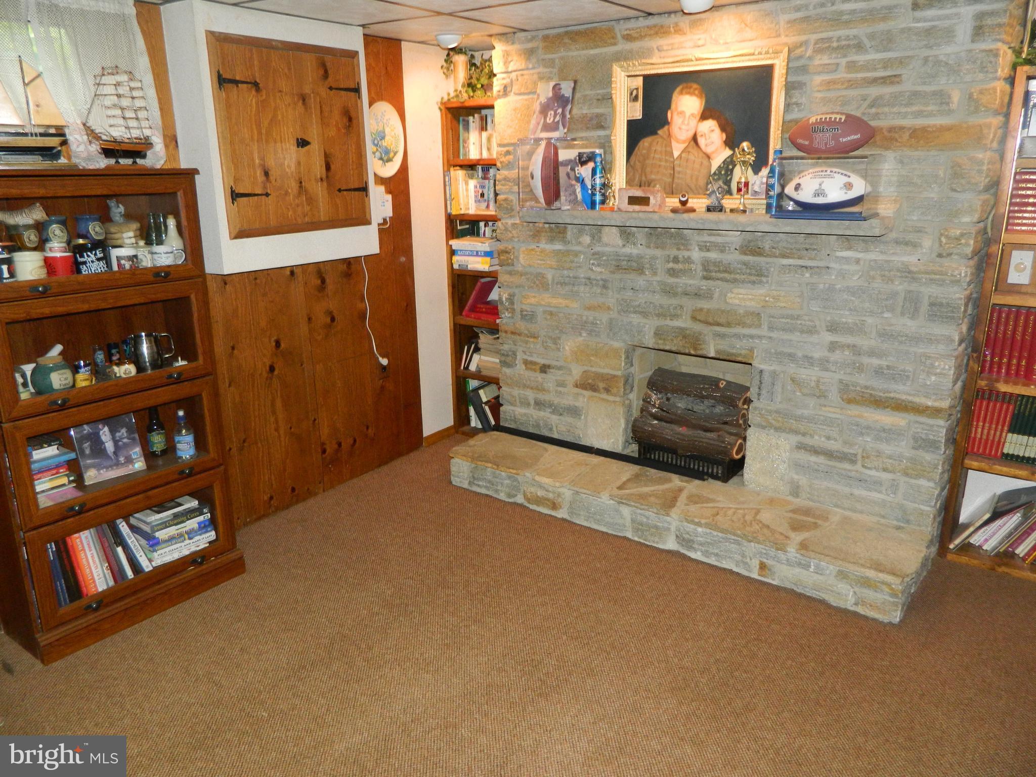 8415 Avery Road Baltimore, MD 21237 - Photo 20 of 26 Family Room