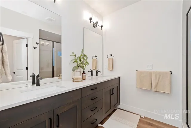 $429,880 | 720 South Calhoun Place, Star, ID 83669