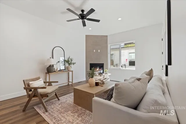 $429,880 | 720 South Calhoun Place, Star, ID 83669