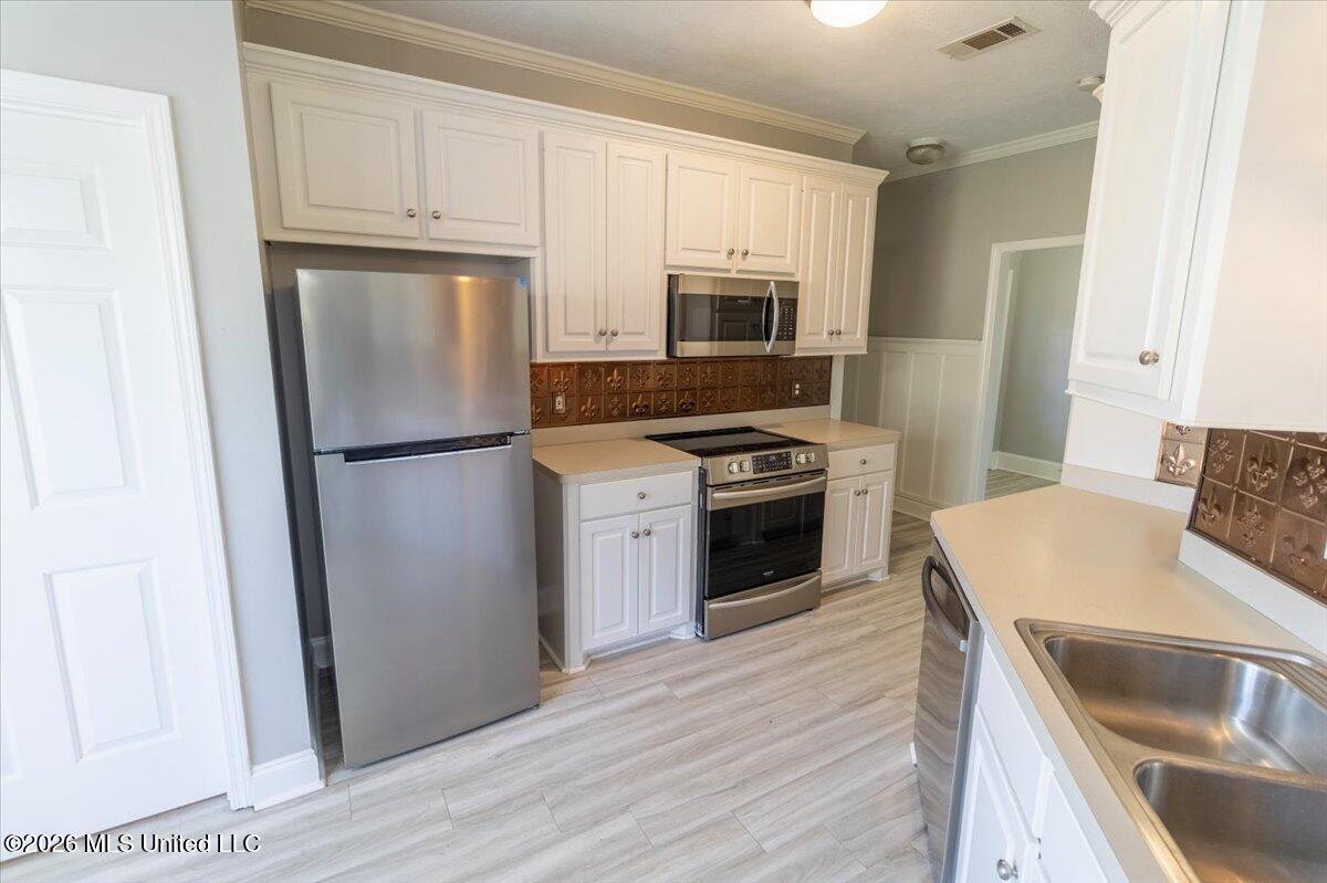 220 Moss Valley Circle Brandon, MS 39042 - Photo 13 of 26 14-220 Moss Valley-17