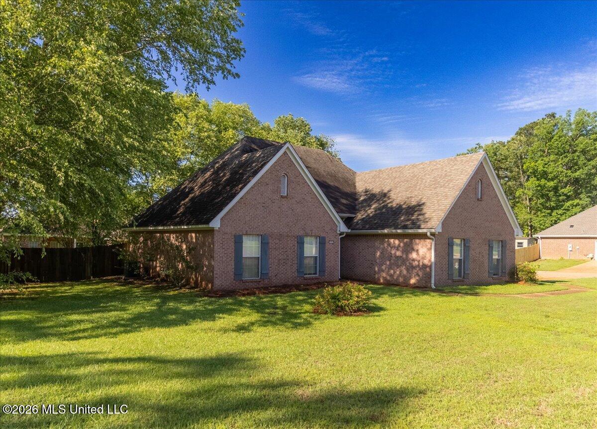 220 Moss Valley Circle Brandon, MS 39042 - Photo 2 of 26 29-220 Moss Valley