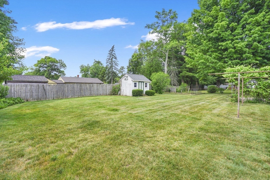 95 Wrenwood Street Springfield, MA 01119 - Photo 29 of 35