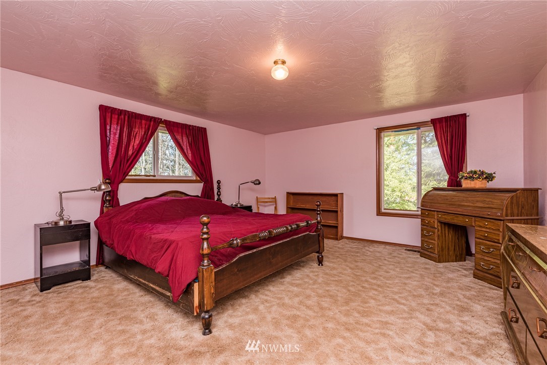 5200 South Old Mill Road Port Angeles, WA 98362 - Photo 17 of 40 Gallery Image 17