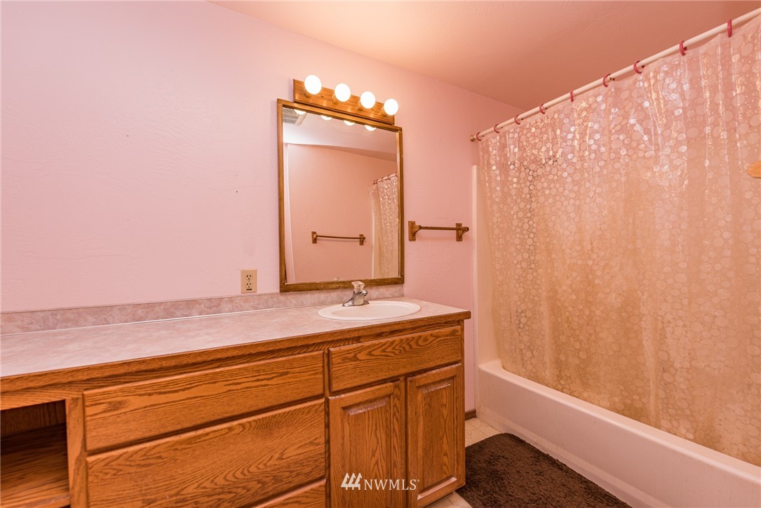 5200 South Old Mill Road Port Angeles, WA 98362 - Photo 20 of 40 Gallery Image 20