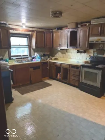 $56,000 | 2809 South 11th 1/2 Street, Terre Haute, IN 47802