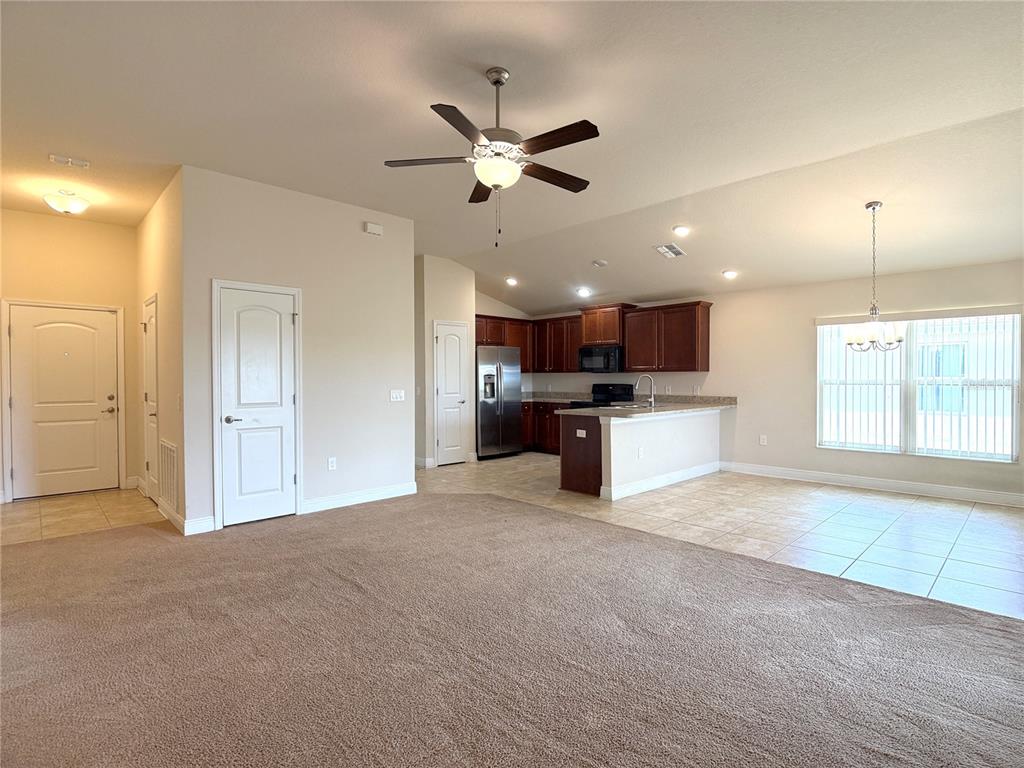 1378 Legatto Loop Dundee, FL 33838 - Photo 4 of 34