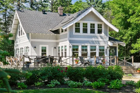 $750,000 | 5685 Howards Point Road, Excelsior, MN 55331