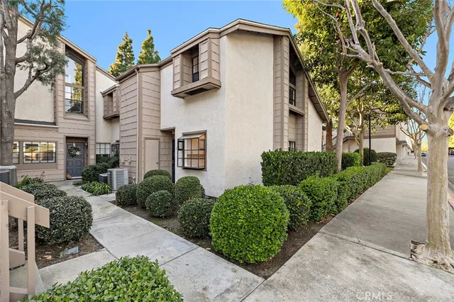 $555,000 | 26701 Quail Creek, Unit 301, Laguna Hills, CA 92656