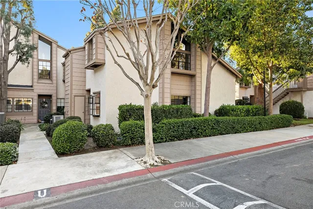 $555,000 | 26701 Quail Creek, Unit 301, Laguna Hills, CA 92656
