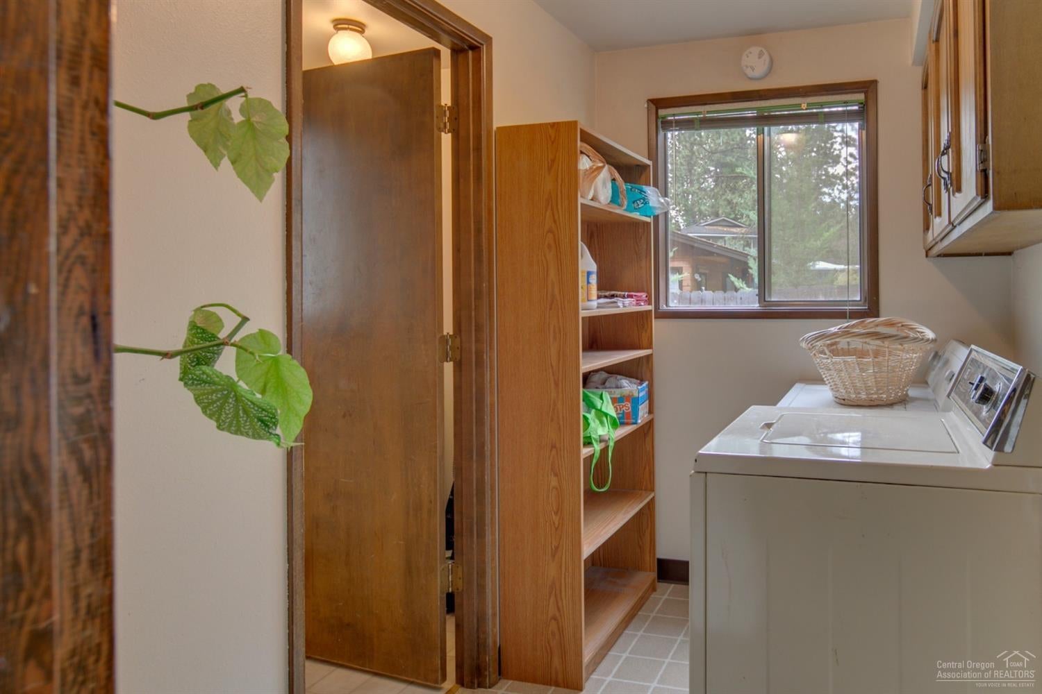 60860 Diamond Road Bend, OR 97702 - Photo 16 of 25 Gallery Image 16