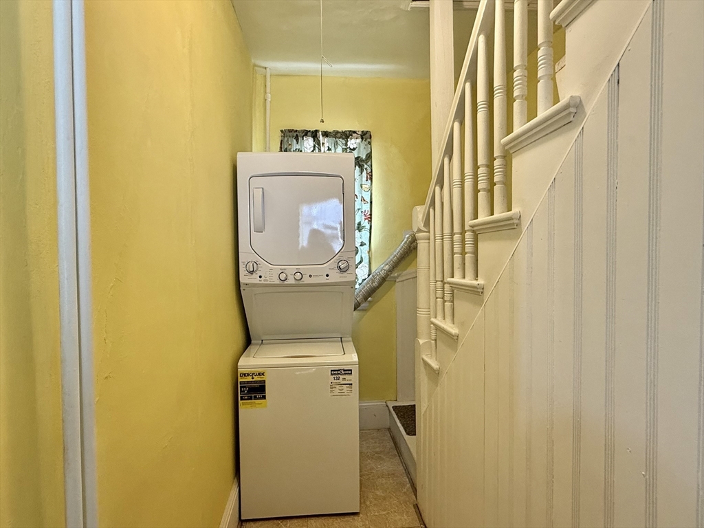 87 Glendower Road, Unit 1 Boston, MA 02131 - Photo 9 of 12