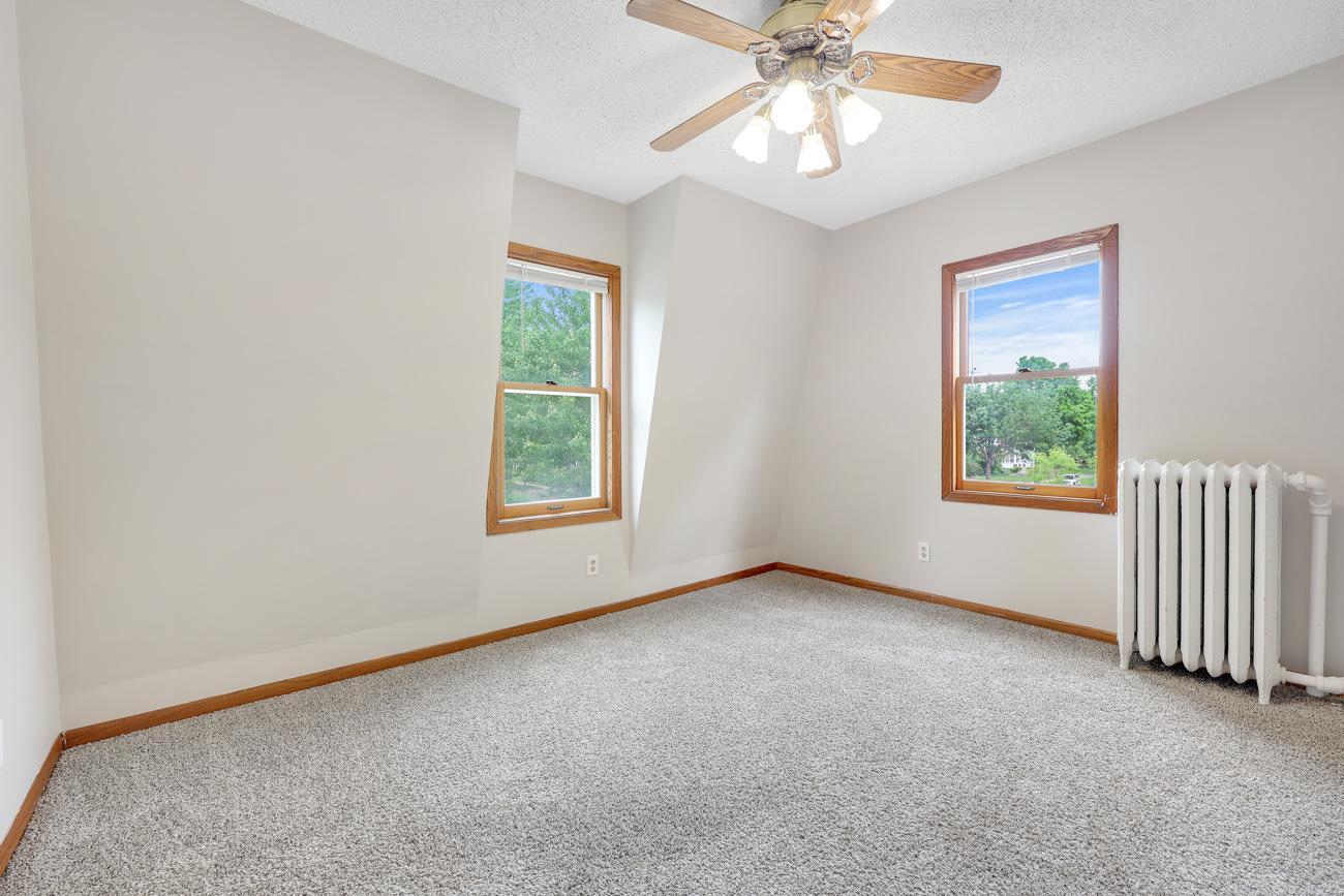 129 West 33rd Street Minneapolis, MN 55408 - Photo 17 of 27