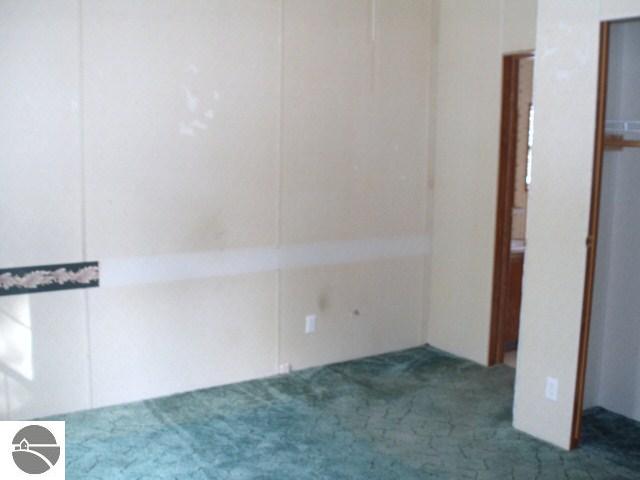 3230 North 41 Road Manton, MI 49663 - Photo 6 of 16 1722369-5.JPG