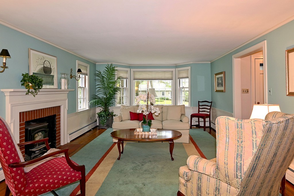 19 Happy Hollow Road Wayland, MA 01778 - Photo 3 of 19 Gallery Image 3