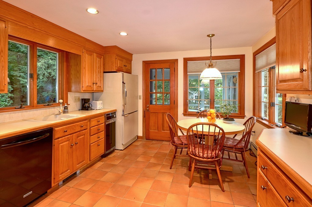 19 Happy Hollow Road Wayland, MA 01778 - Photo 7 of 19 Gallery Image 7