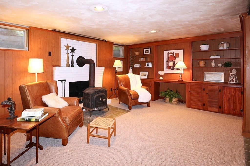 19 Happy Hollow Road Wayland, MA 01778 - Photo 9 of 19 Gallery Image 9