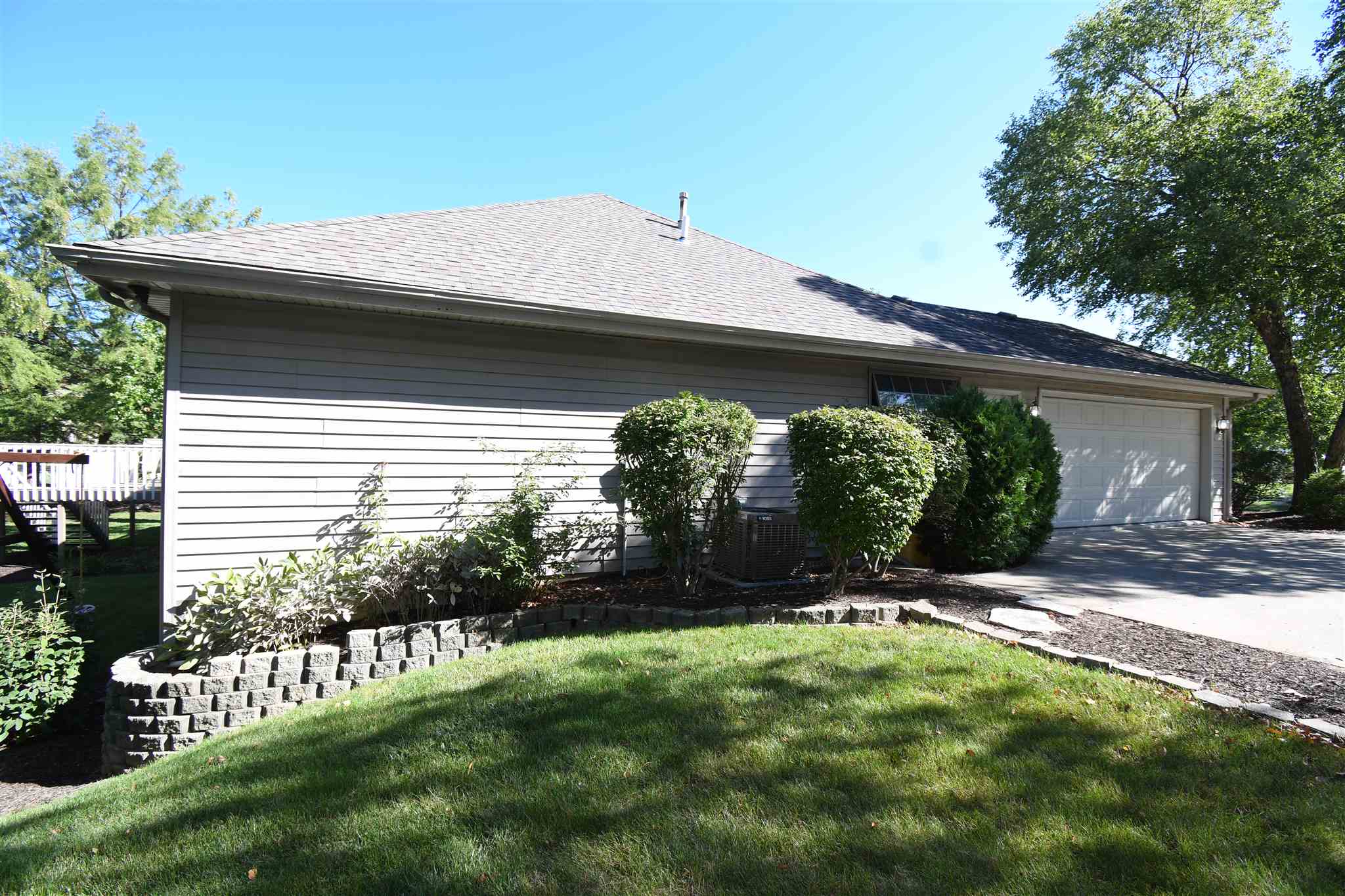 2210 Lake Ridge Drive Fort Wayne, IN 46804 - Photo 34 of 35 Gallery Image 34