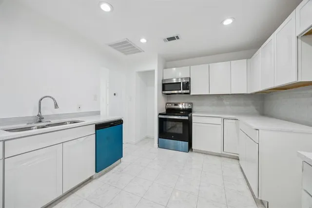 $269,999 | 1559 East Ohio Avenue, Dallas, TX 75216