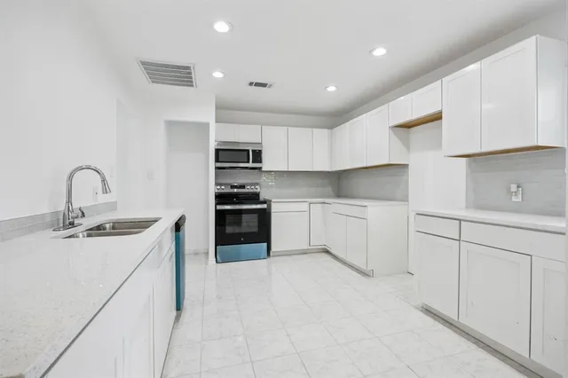 $269,999 | 1559 East Ohio Avenue, Dallas, TX 75216