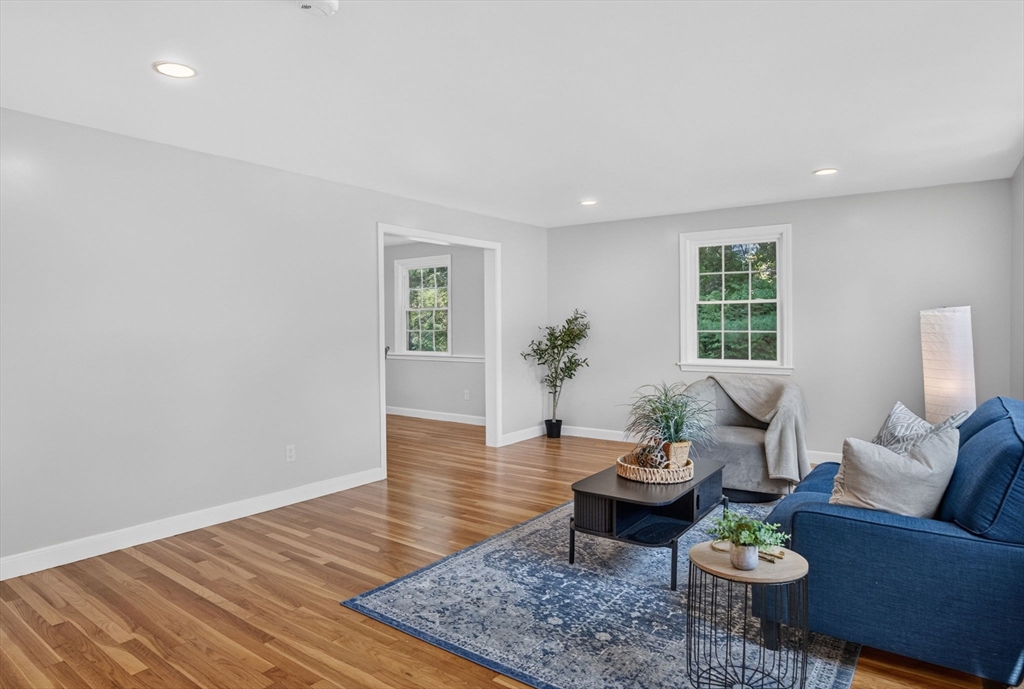 299 Concord Road Bedford, MA 01730 - Photo 17 of 41 Gallery Image 17