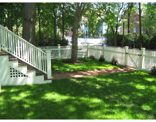 21 Roberts Road, Unit 21 Cambridge, MA 02138 - Photo 3 of 14