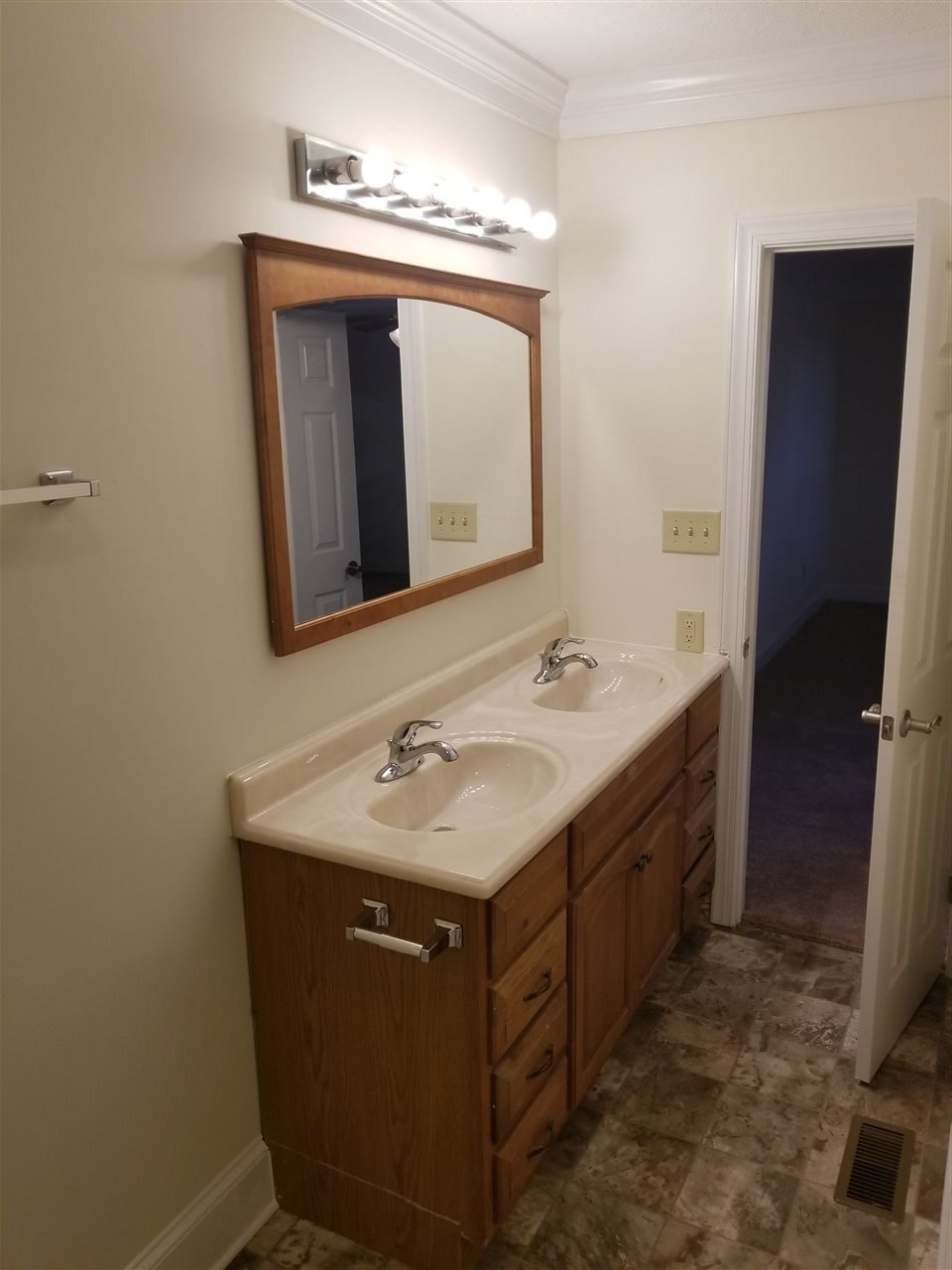 821 Davis Mill Road Selma, NC 27576 - Photo 8 of 16 Photo 8