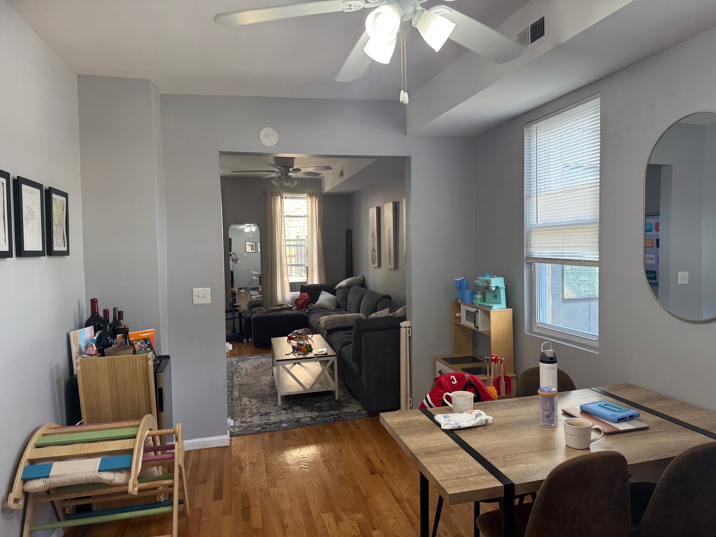 827 North Fairfield Avenue Chicago, IL 60622 - Photo 24 of 55 a view of a dining room with furniture and wooden floor