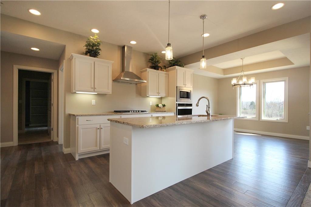 6 Maple Ridge Drive Columbus, IN 47201 - Photo 3 of 18 Gallery Image 3