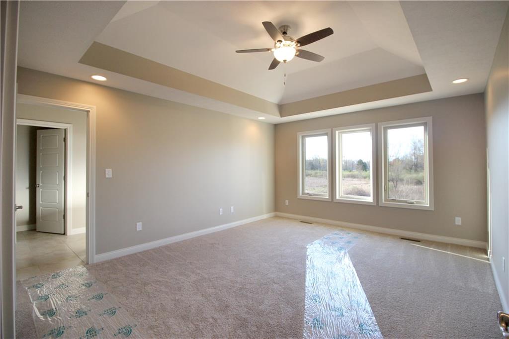 6 Maple Ridge Drive Columbus, IN 47201 - Photo 8 of 18 Gallery Image 8