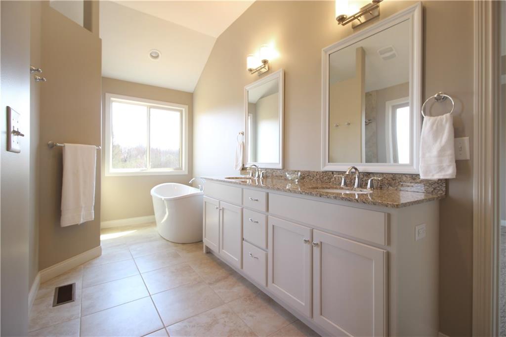 6 Maple Ridge Drive Columbus, IN 47201 - Photo 10 of 18 Gallery Image 10
