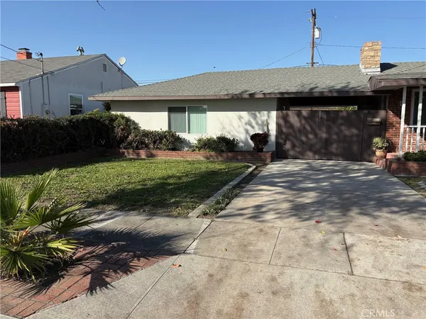$2,200 | 11615 1/2 185th Street, Artesia, CA 90701