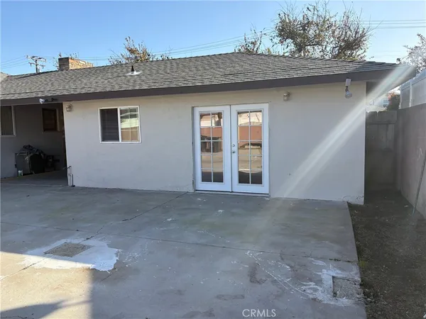 $2,200 | 11615 1/2 185th Street, Artesia, CA 90701