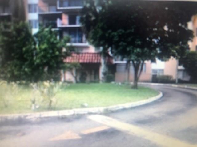 4174 Inverrary Drive, Unit 907 Lauderhill, FL 33319 - Photo 2 of 31