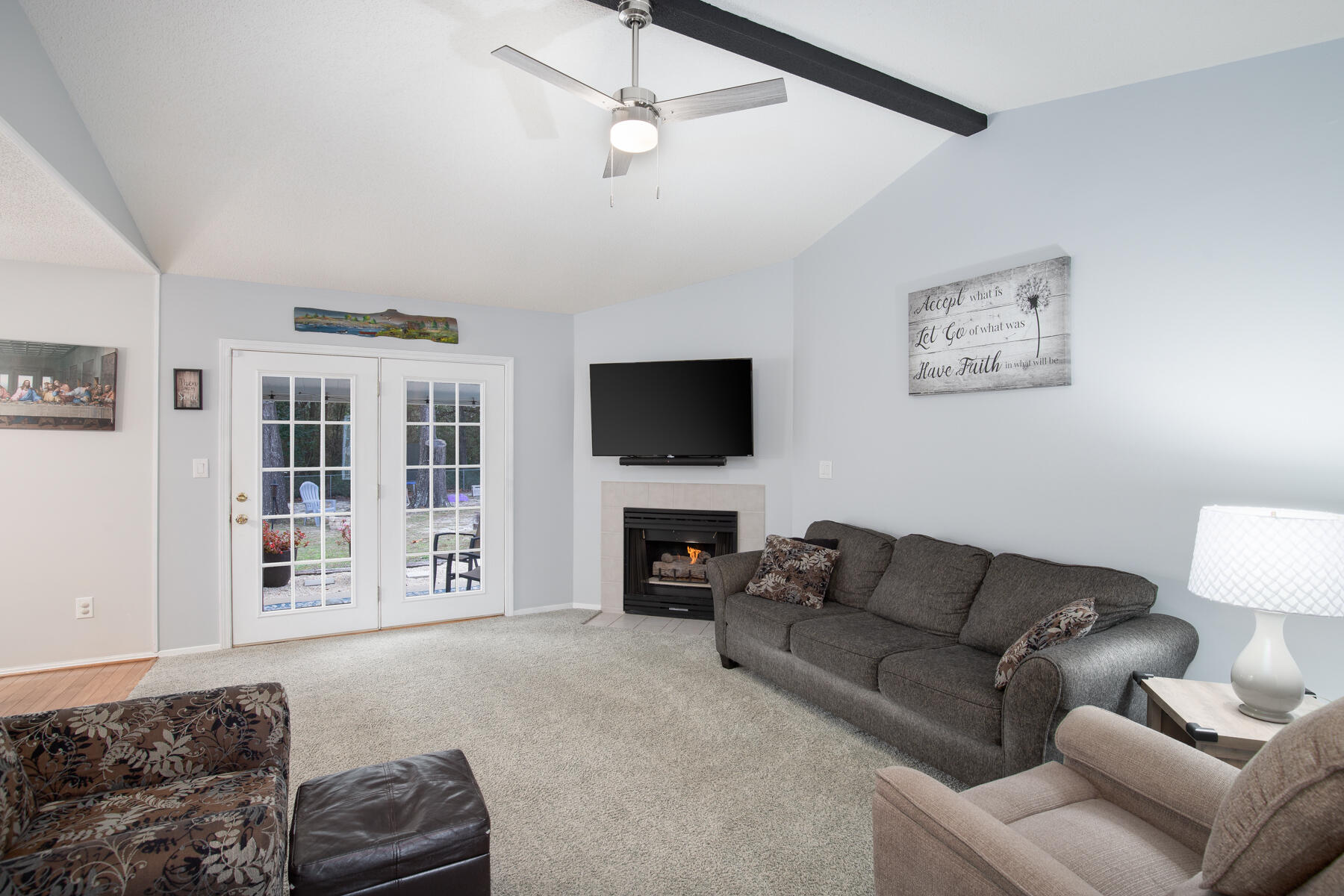 2826 Penney Lane Crestview, FL 32539 - Photo 4 of 22 a living room with furniture and a flat screen tv