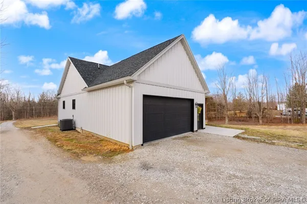 $669,900 | 4604 North Bogardus Road, Austin, IN 47102