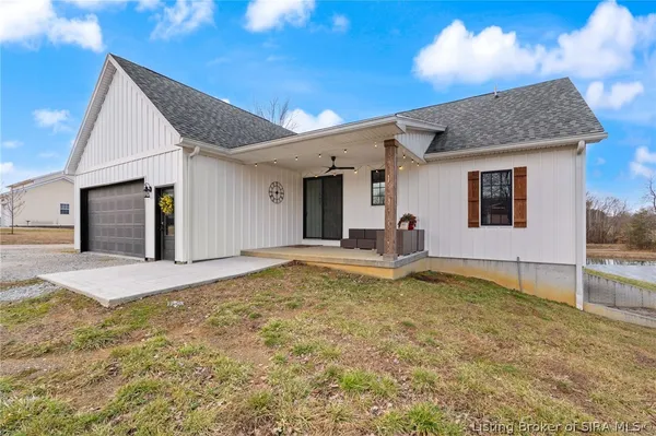 $669,900 | 4604 North Bogardus Road, Austin, IN 47102