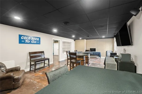 $669,900 | 4604 North Bogardus Road, Austin, IN 47102