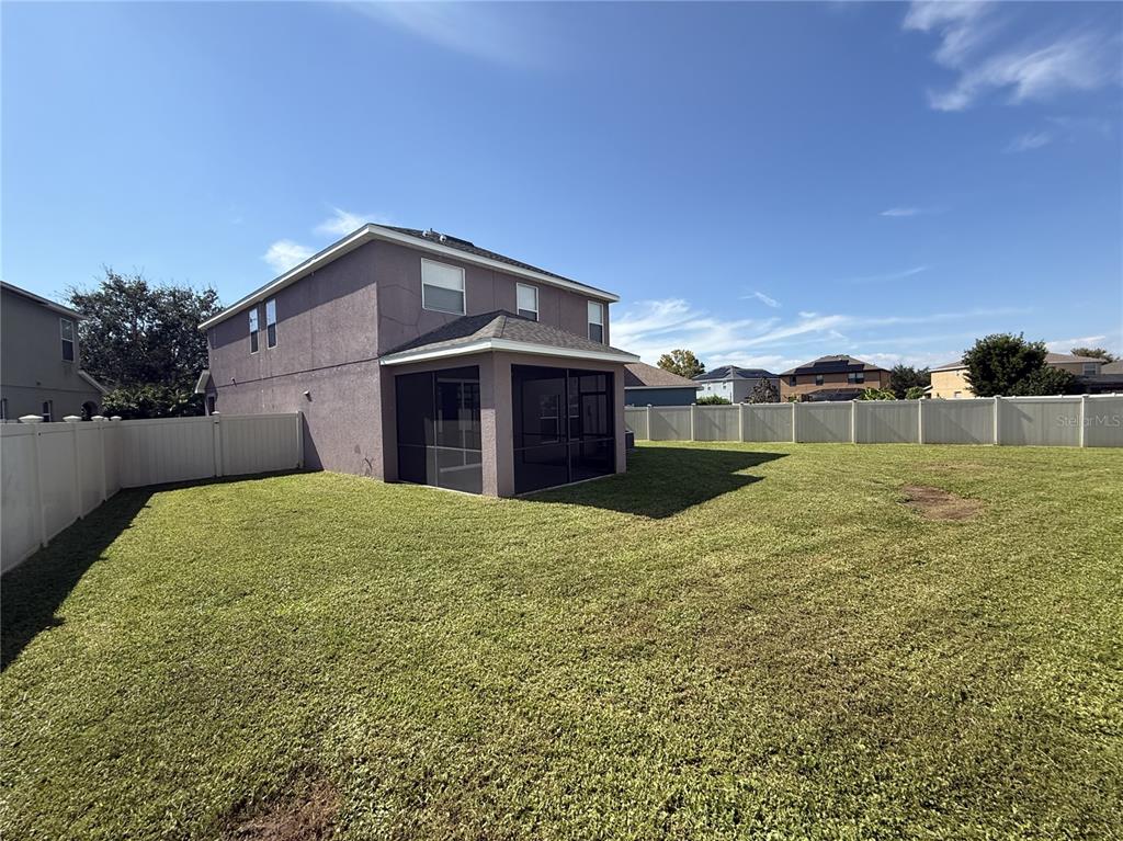 10239 Newminster Loop Ruskin, FL 33573 - Photo 25 of 29 Gallery Image 25
