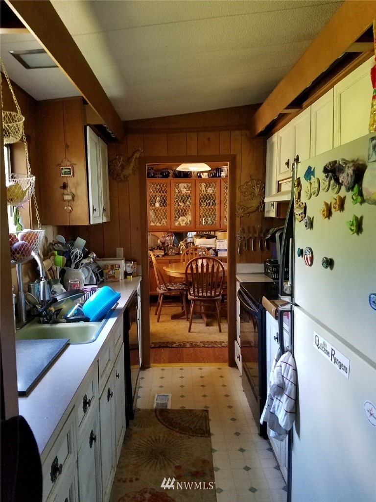 1234 Linger Longer Road Quilcene, WA 98376 - Photo 16 of 25 Gallery Image 16