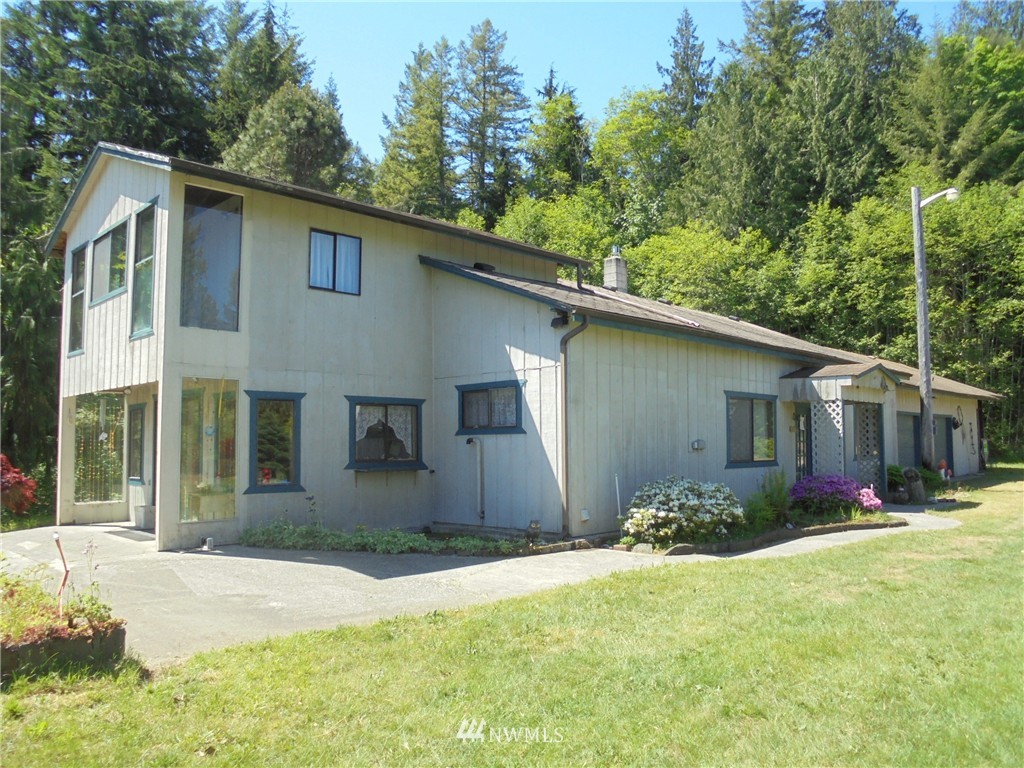 1234 Linger Longer Road Quilcene, WA 98376 - Photo 4 of 25 Gallery Image 4