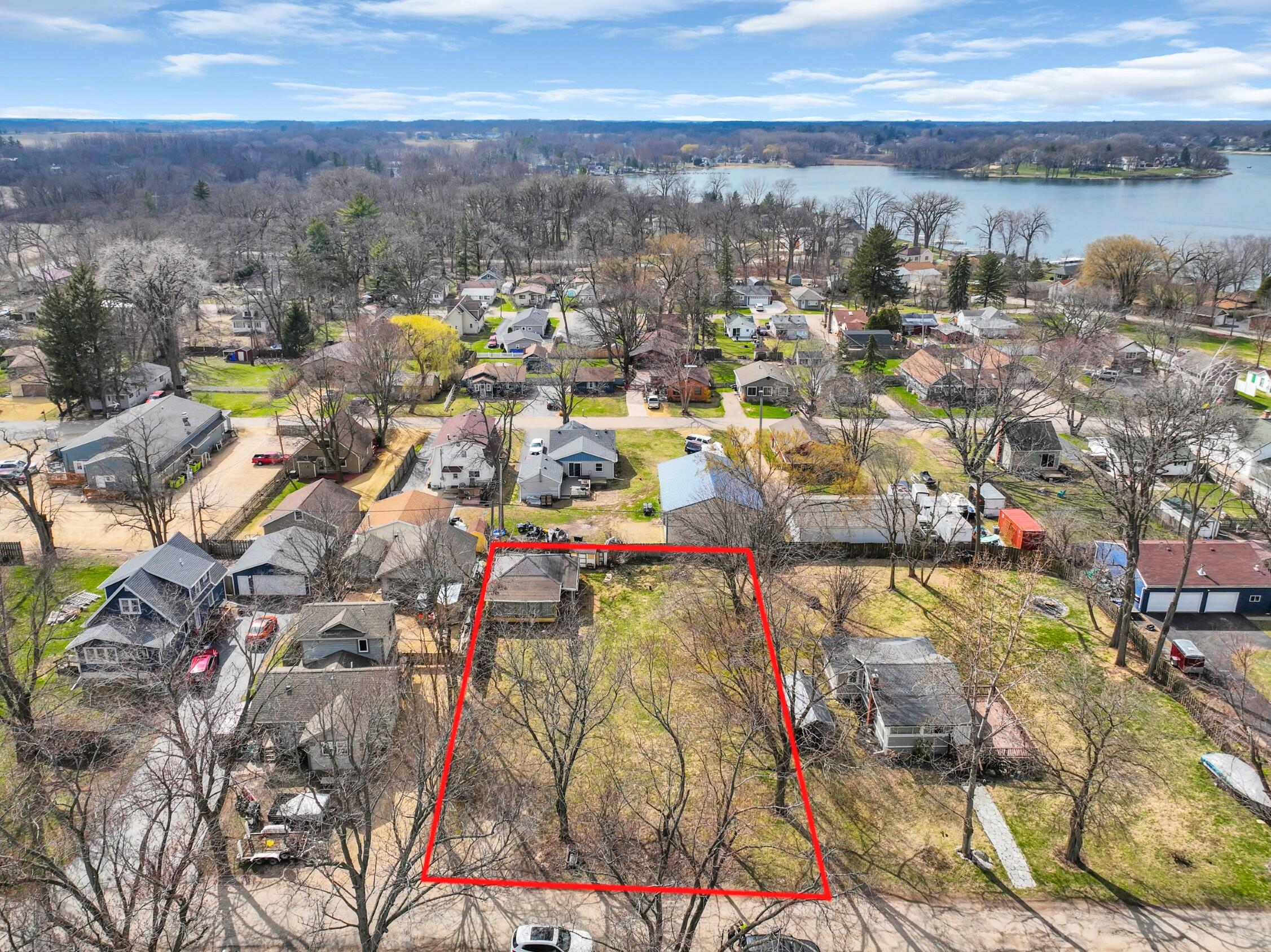 4107 Pleasant Street Delavan, WI 53115 - Photo 2 of 6 Lot line