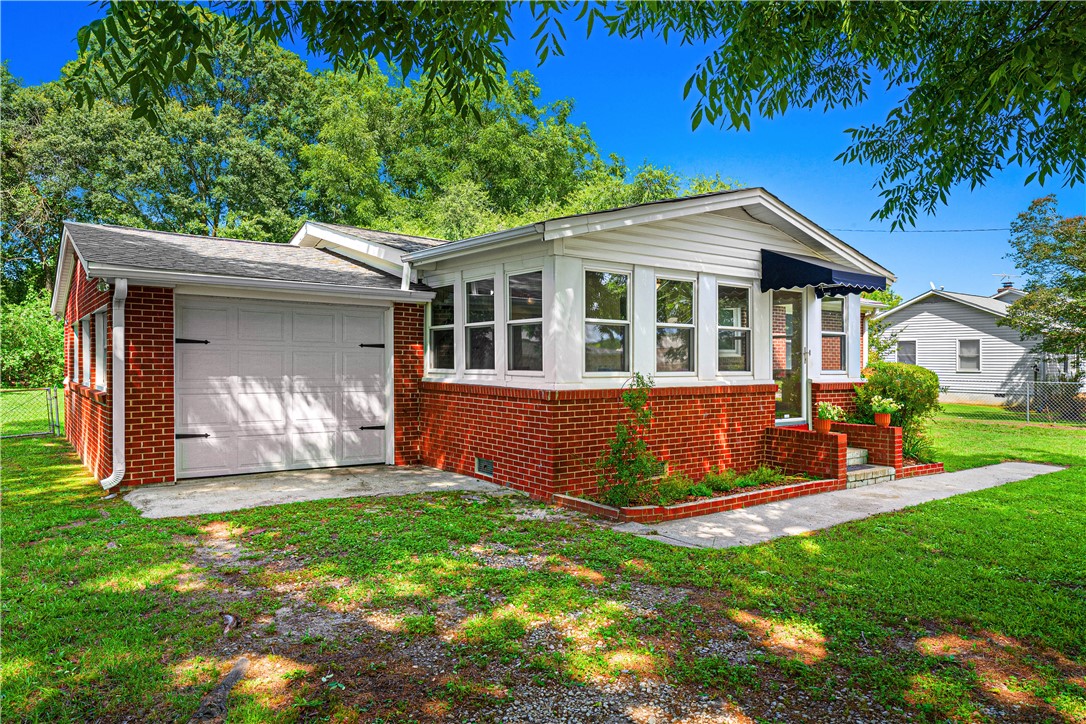 489 Durham Road Fair Play, SC 29643 - Photo 2 of 31