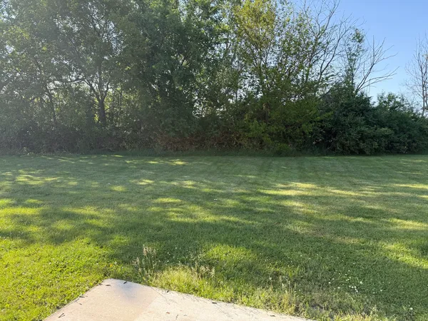 $49,900 | 50 Candlelight Drive, Unit 50, Sauk Village, IL 60411